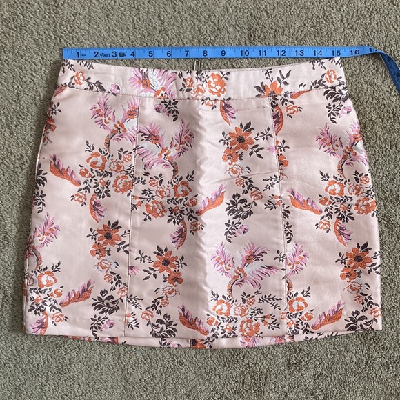 NWT Forever 21 Pink/Orange floral satin like mini skirt, size 27 - Picture 8 of 12